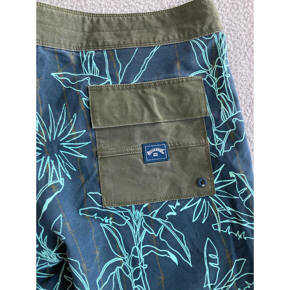 Billabong Swim Trunks 38 Hawaiian Floral Drawstring Recycler Pro Blue Shorts - Picture 3 of 13